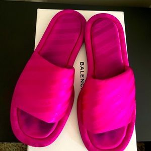 Balenciaga pink slides